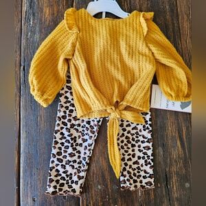 NWT Mustard & Cheetah Fall Set Infant Size 12mo
